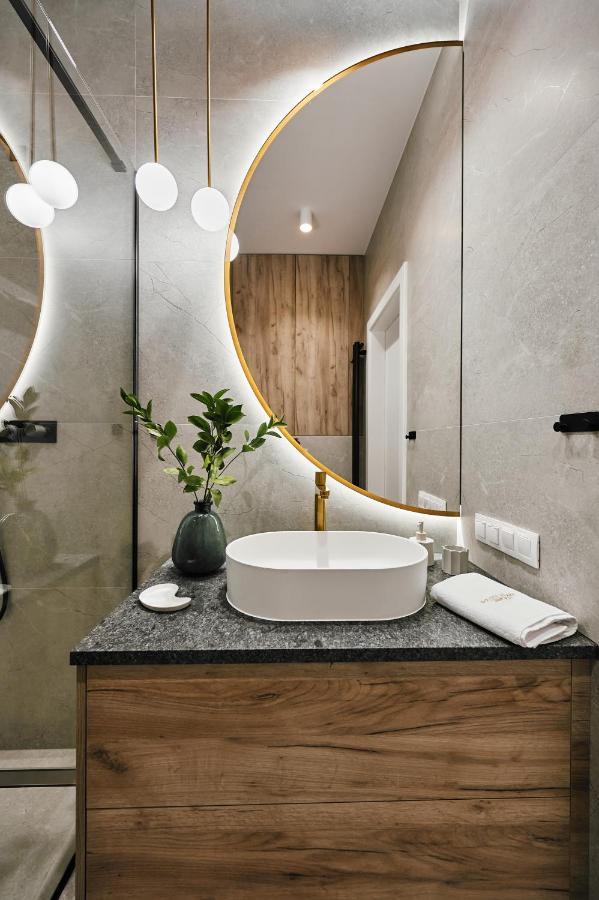 Golden Dreams Luxury Apartment 81 Cracovia Esterno foto